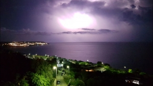 Spettacolare tempesta magnetica a Castro (LE)